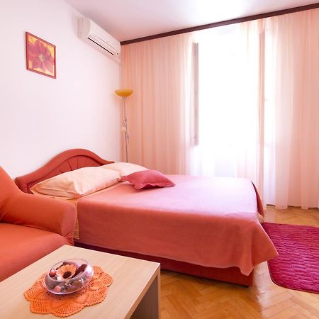 Apartment And Room Daria Vis Island Extérieur photo